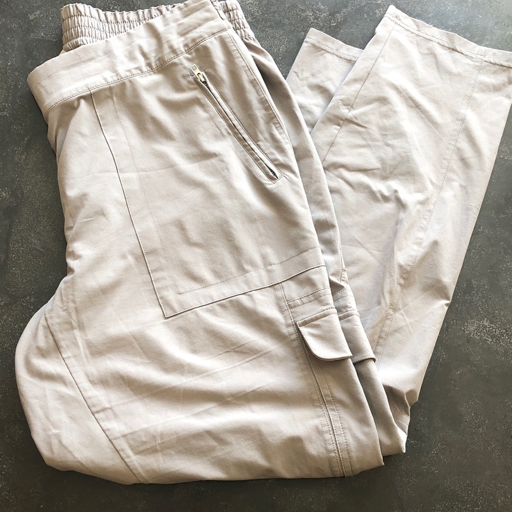 Athleta Khaki Straight Leg Cargo Pants, 16 Tall